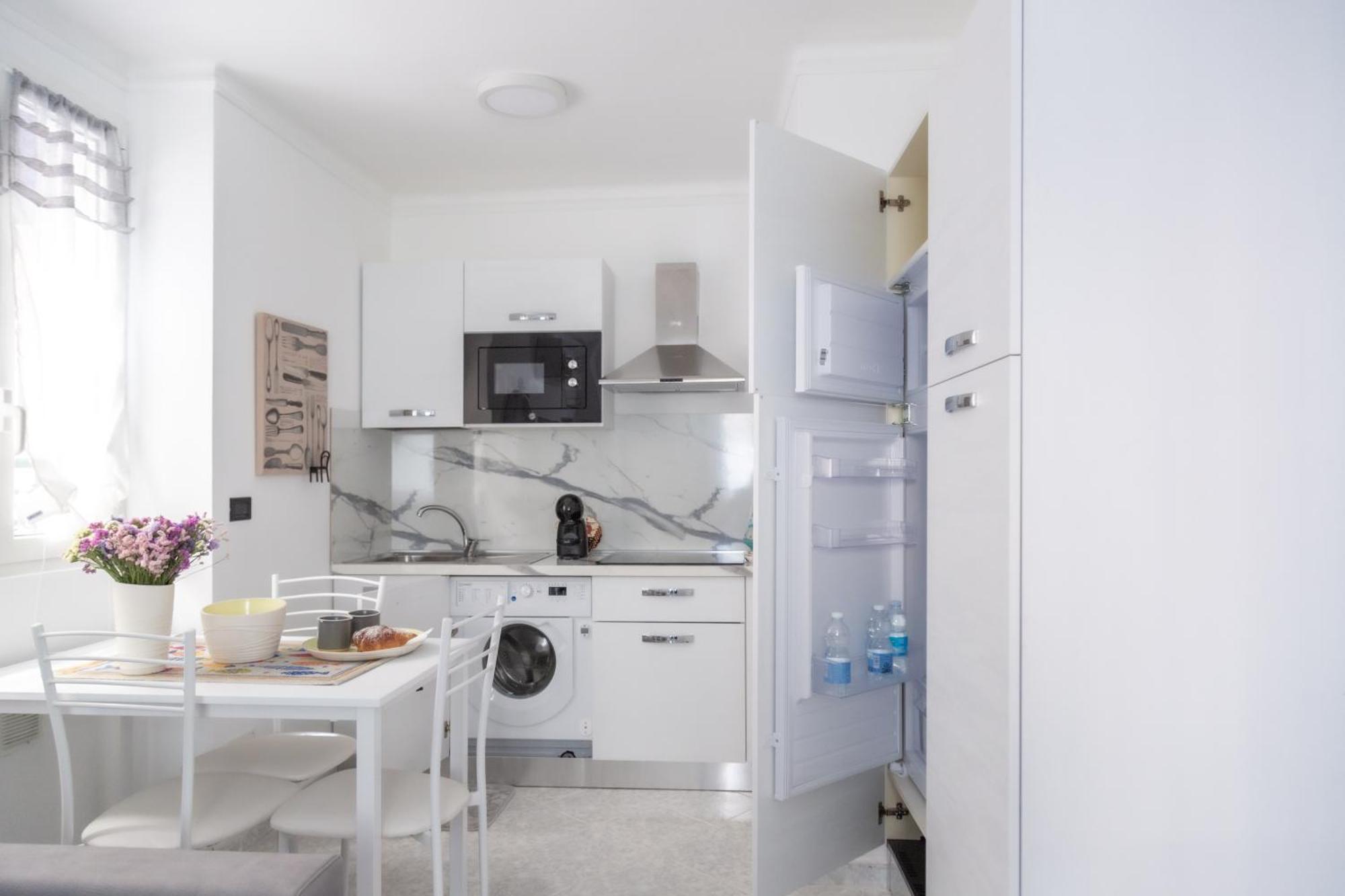 Casa Liri Sanremo -Centrale, Moderna, 5Min Spiaggia, Ariston- Dış mekan fotoğraf